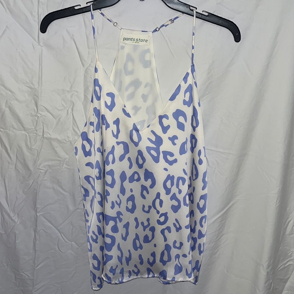 Super cute white/blue cheetah tank with adjustable straps